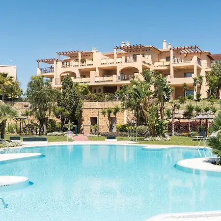 Apartment Sea And Sunset Views In Hacienda De Cifuentes Estepona